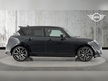 Used MINI Hatch 2025 for sale - 77838740: Photo