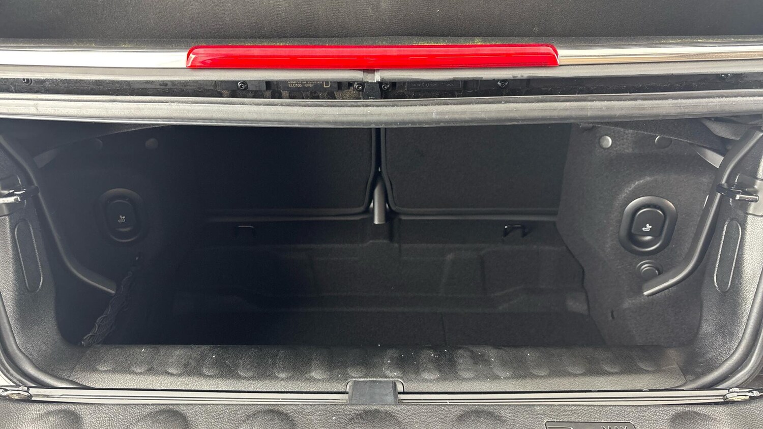 Used MINI Convertible 2023 for sale - 77599069: Photo 13