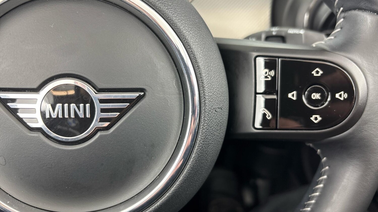 Used MINI Convertible 2023 for sale - 77599069: Photo 18