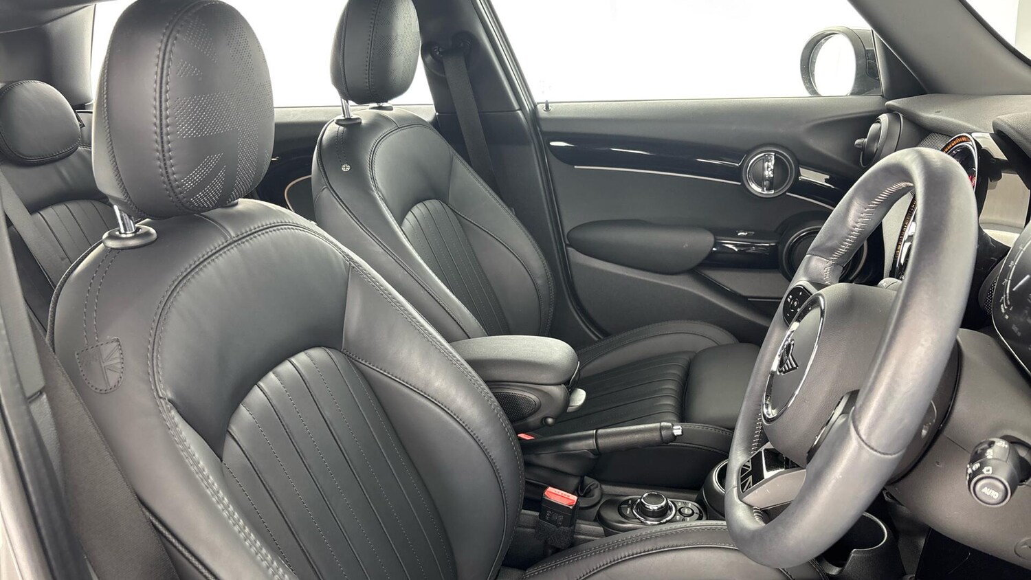 Used MINI Hatch 2023 for sale - 77175382: Photo 11