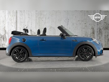Used MINI Convertible 2021 for sale - 76760077: Photo