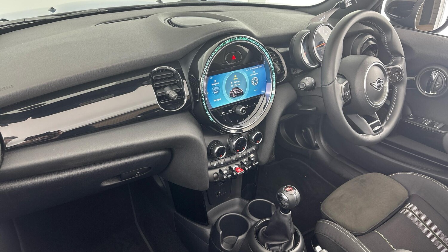 Used MINI Convertible 2021 for sale - 76760077: Photo 7