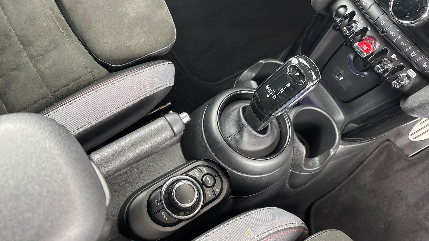 Used MINI Hatch 2022 for sale - 77330823: Photo 10