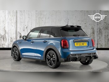 Used MINI Hatch 2022 for sale - 77330823: Photo