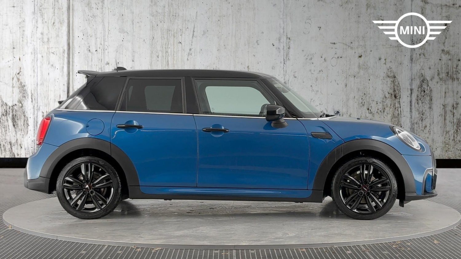 Used MINI Hatch 2022 for sale - 77330823: Photo 3