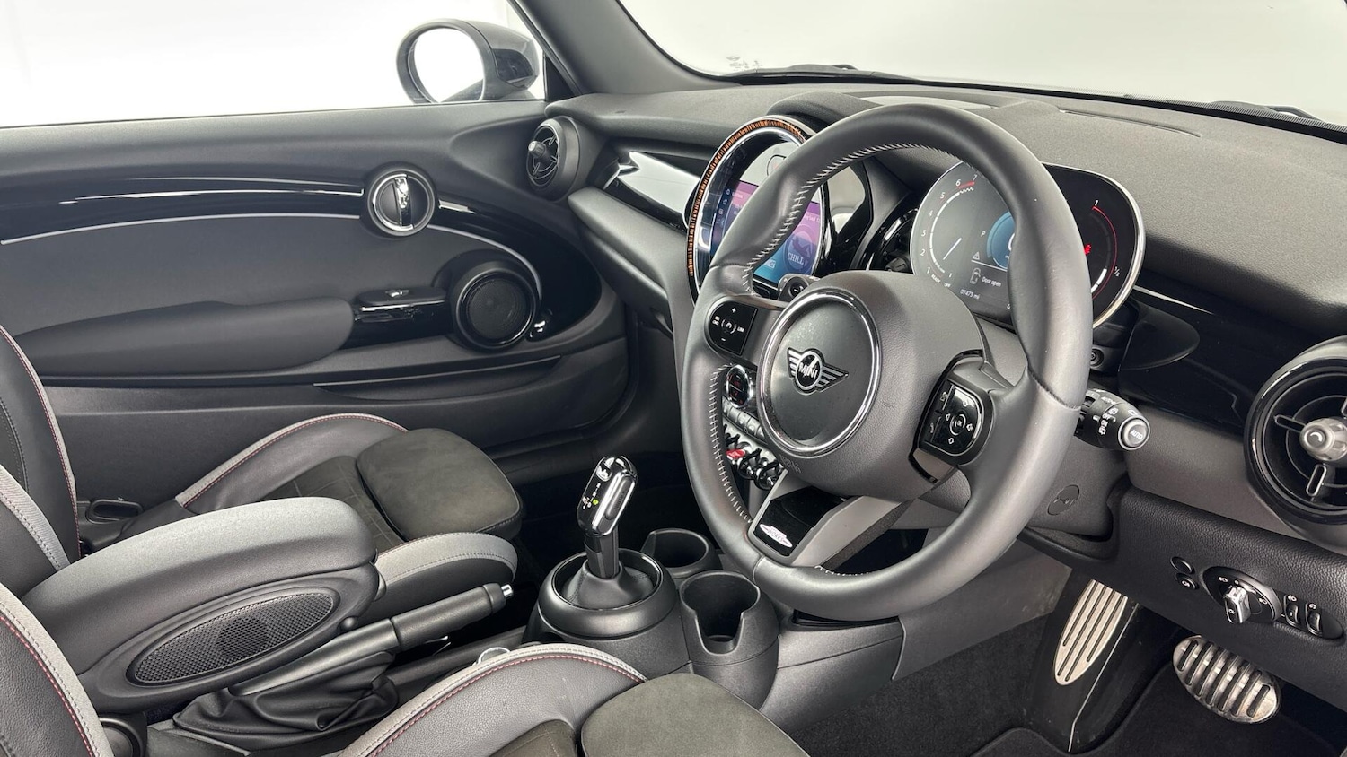 Used MINI Hatch 2022 for sale - 77081782: Photo 6