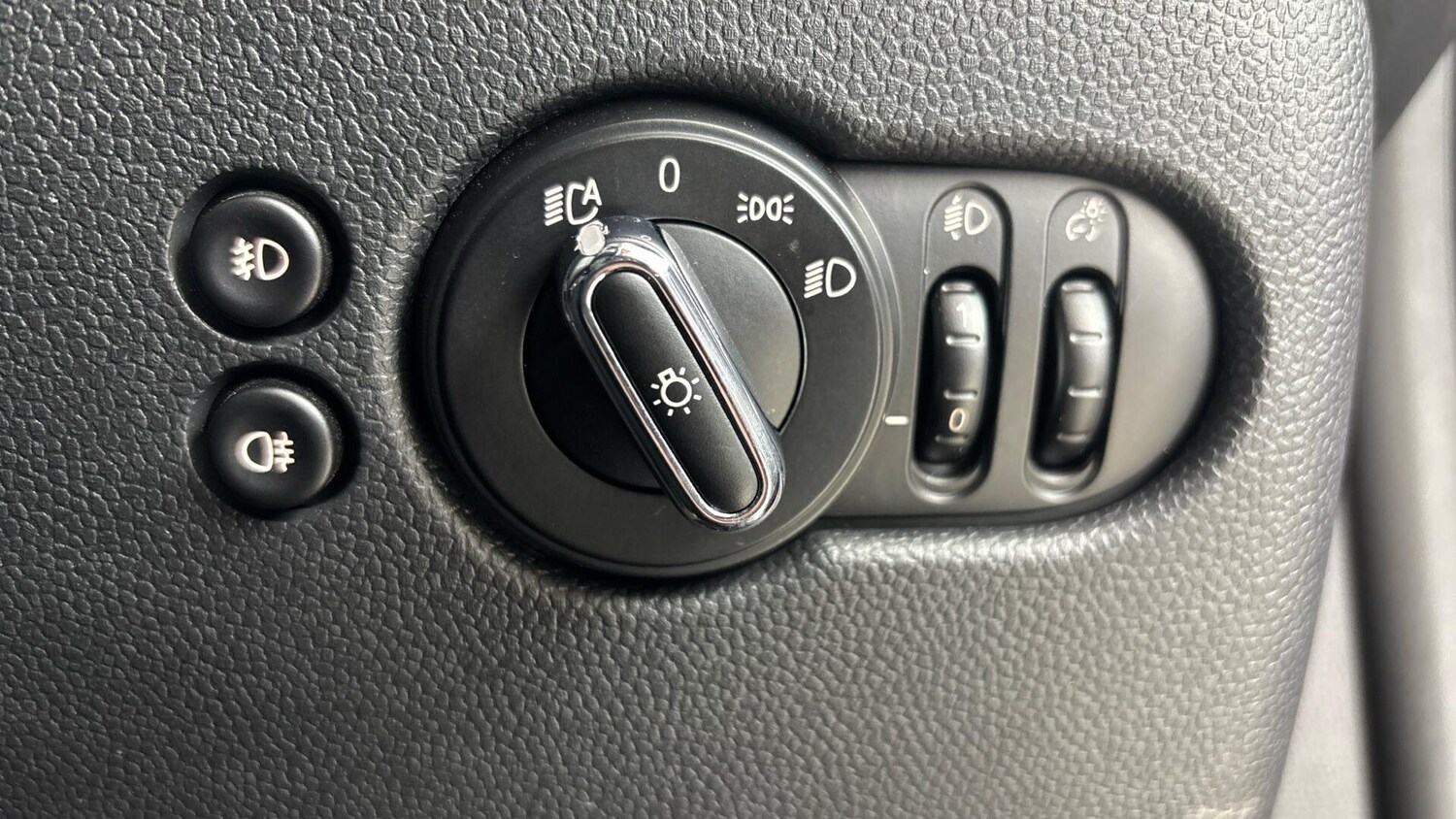 Used MINI Hatch 2016 for sale - 77268081: Photo 37