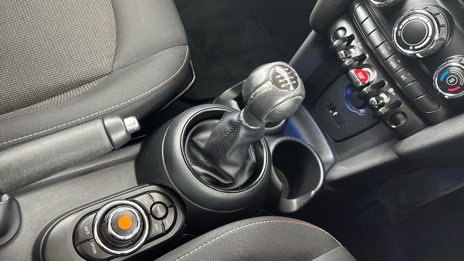 Used MINI Hatch 2019 for sale - 77925172: Photo 10