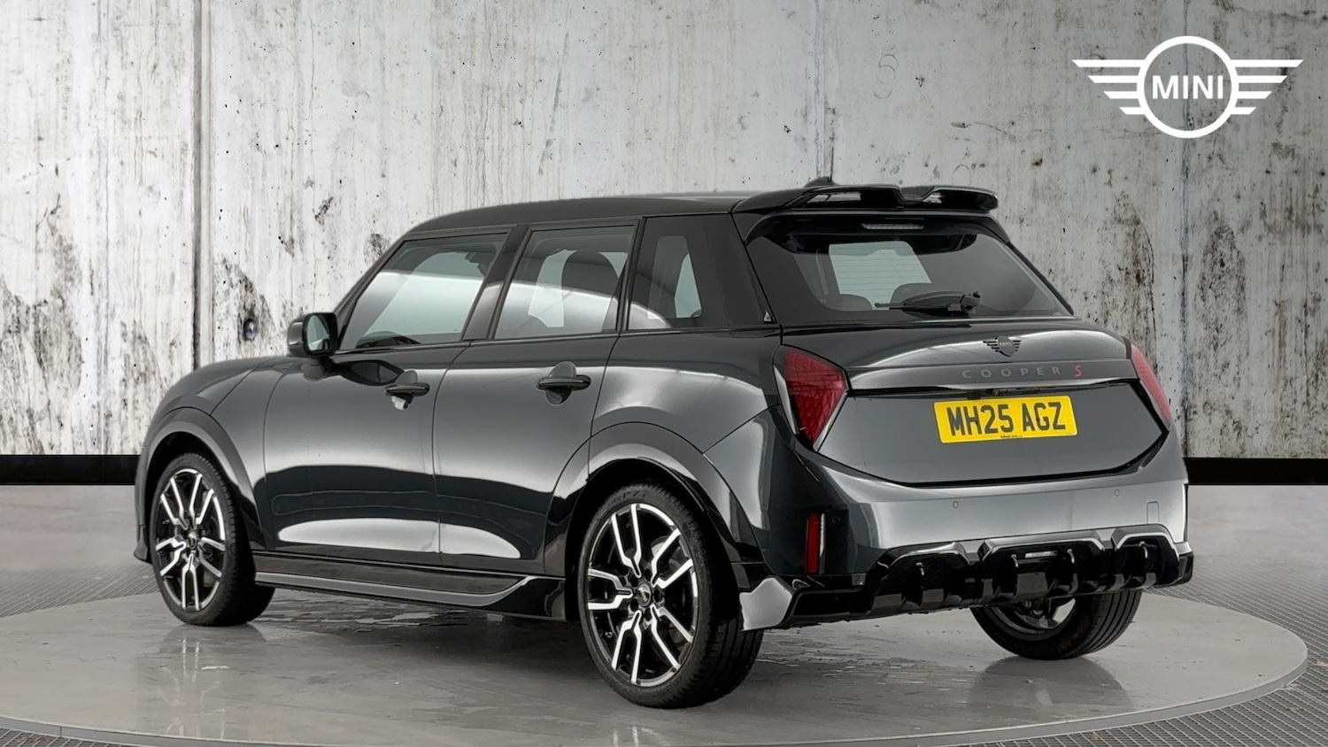 Used MINI Cooper 2025 for sale - 76832315: Photo 2