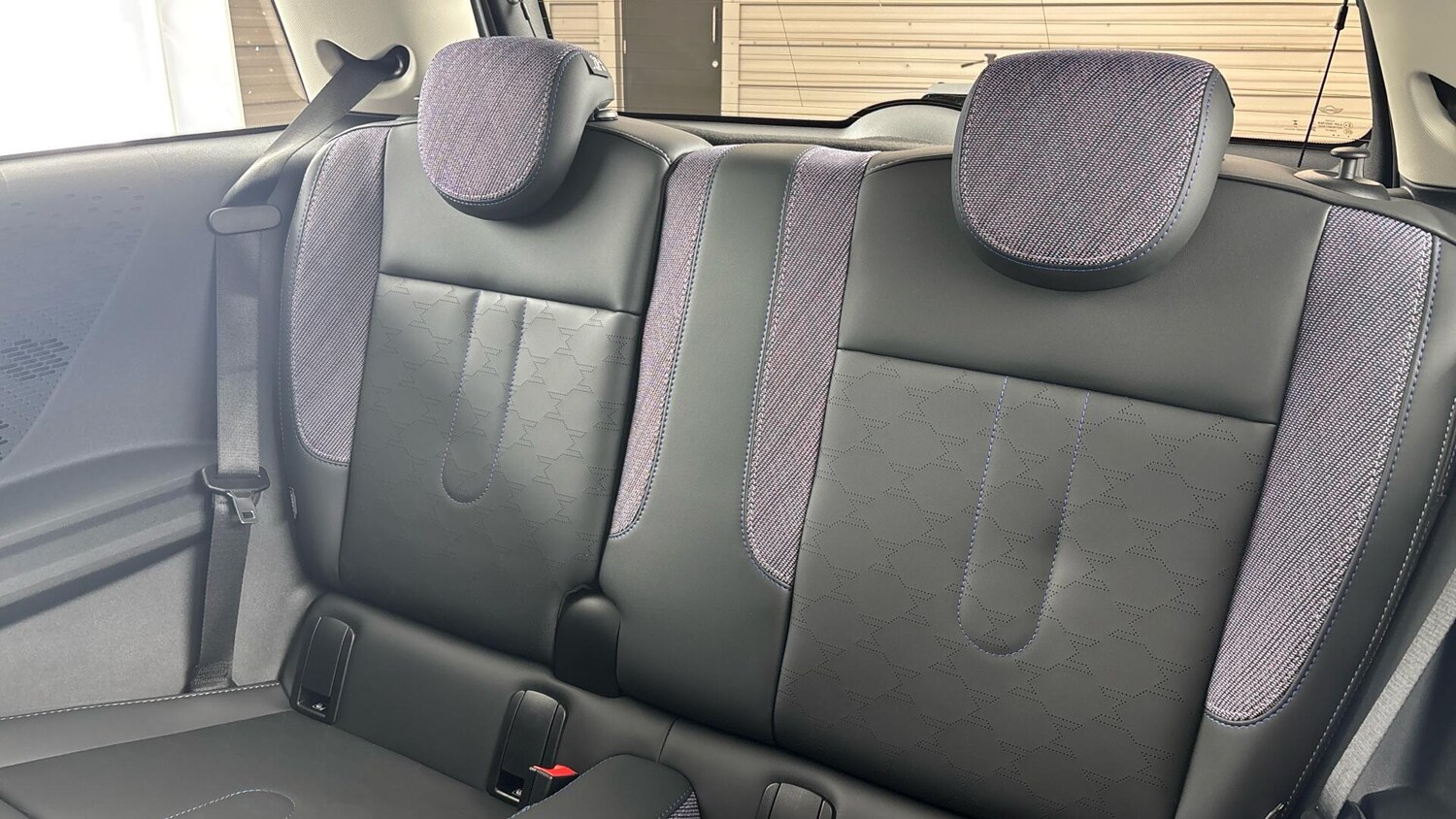 Used MINI Hatch 2025 for sale - 77330400: Photo 12