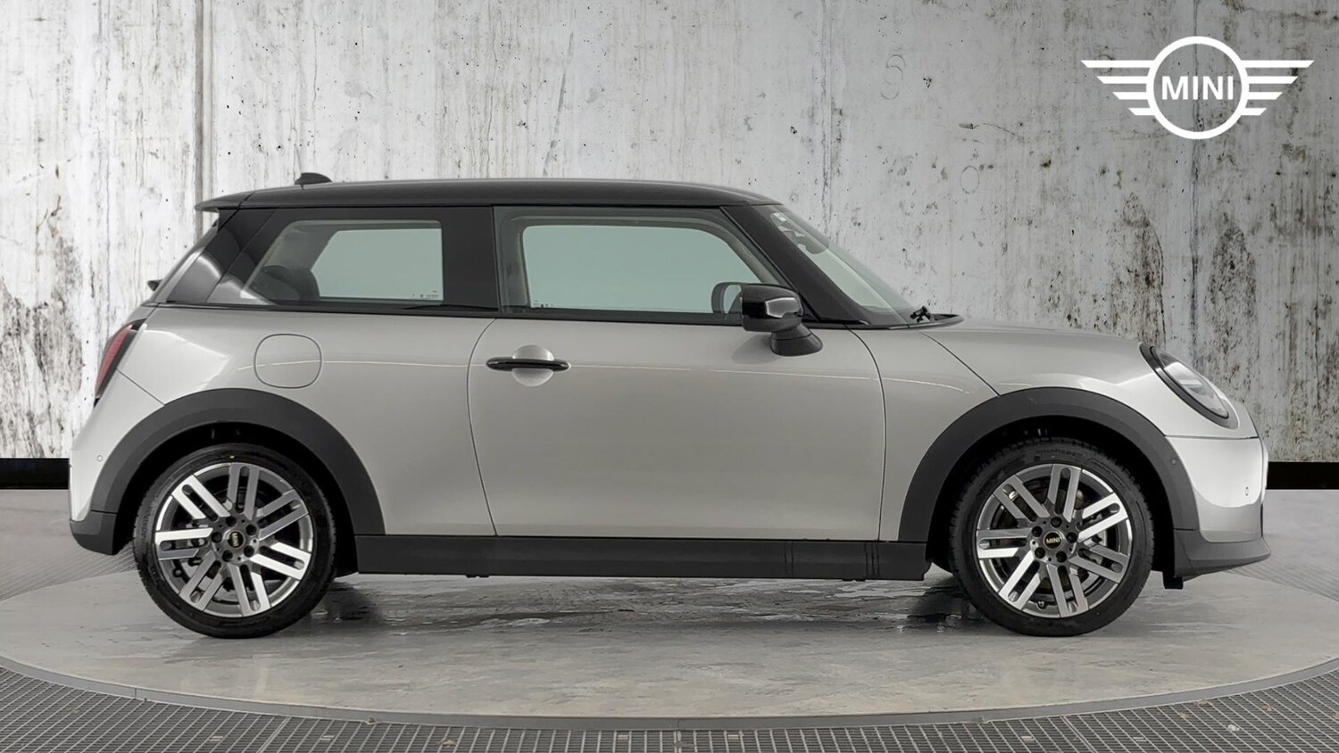 Used MINI Hatch 2025 for sale - 77330400: Photo 3