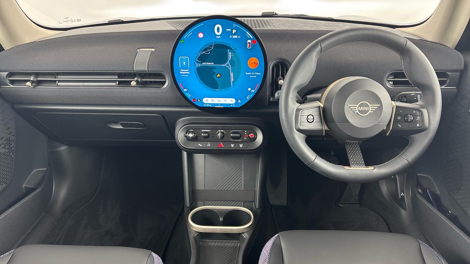 Used MINI Hatch 2025 for sale - 77330400: Photo 4