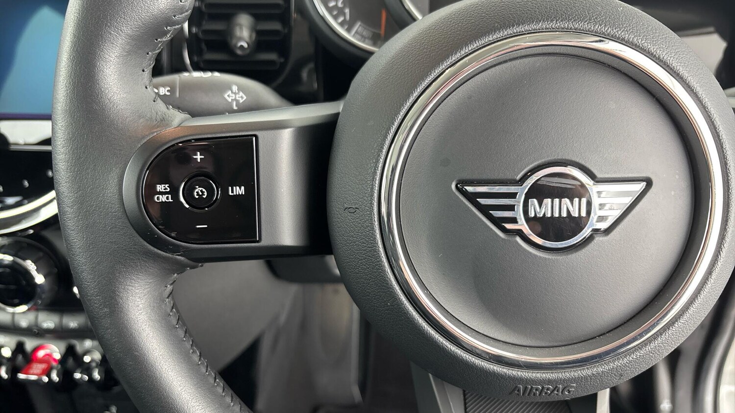 Used MINI Hatch 2023 for sale - 76760069: Photo 17