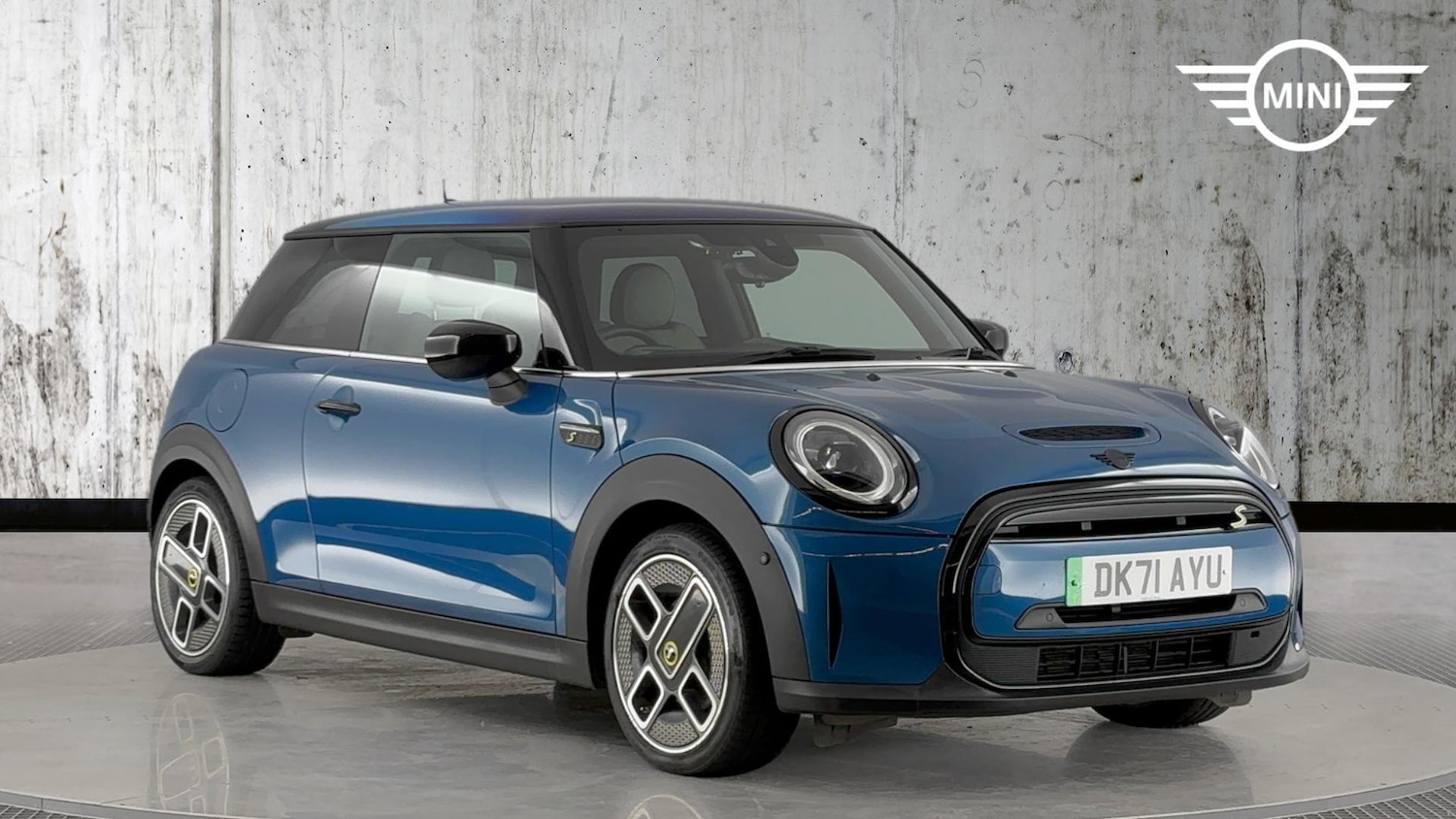 Used MINI Hatch 2021 for sale - 76760083: Photo 1