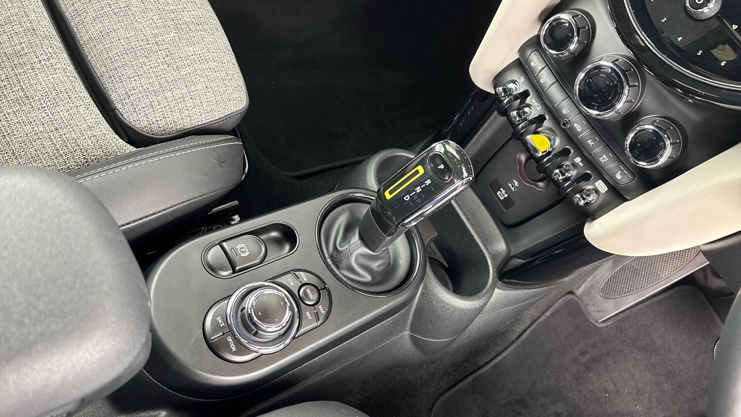 Used MINI Hatch 2021 for sale - 76760083: Photo 10