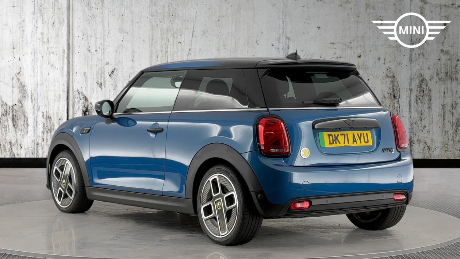 Used MINI Hatch 2021 for sale - 76760083: Photo 2