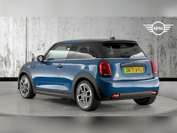 Used MINI Hatch 2021 for sale - 76760083: Photo