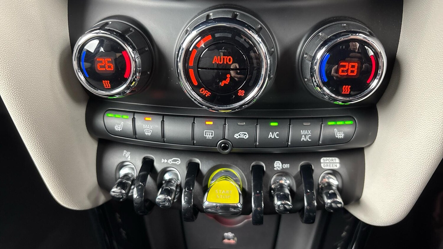 Used MINI Hatch 2021 for sale - 76760083: Photo 33