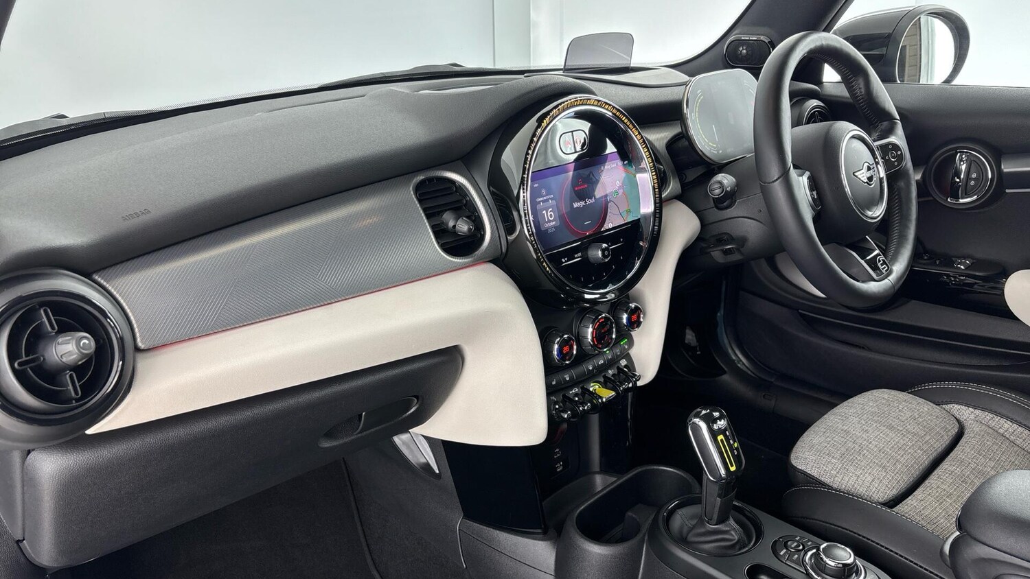 Used MINI Hatch 2021 for sale - 76760083: Photo 7