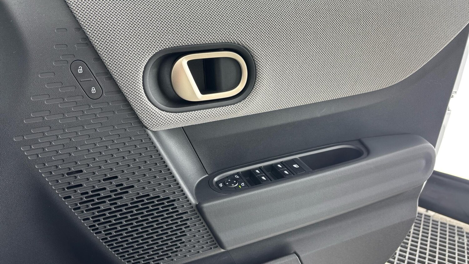 Used MINI Cooper 2024 for sale - 76760093: Photo 20