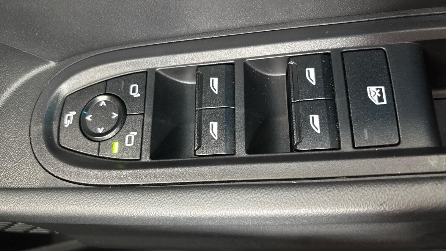 Used MINI Cooper 2024 for sale - 76760093: Photo 39