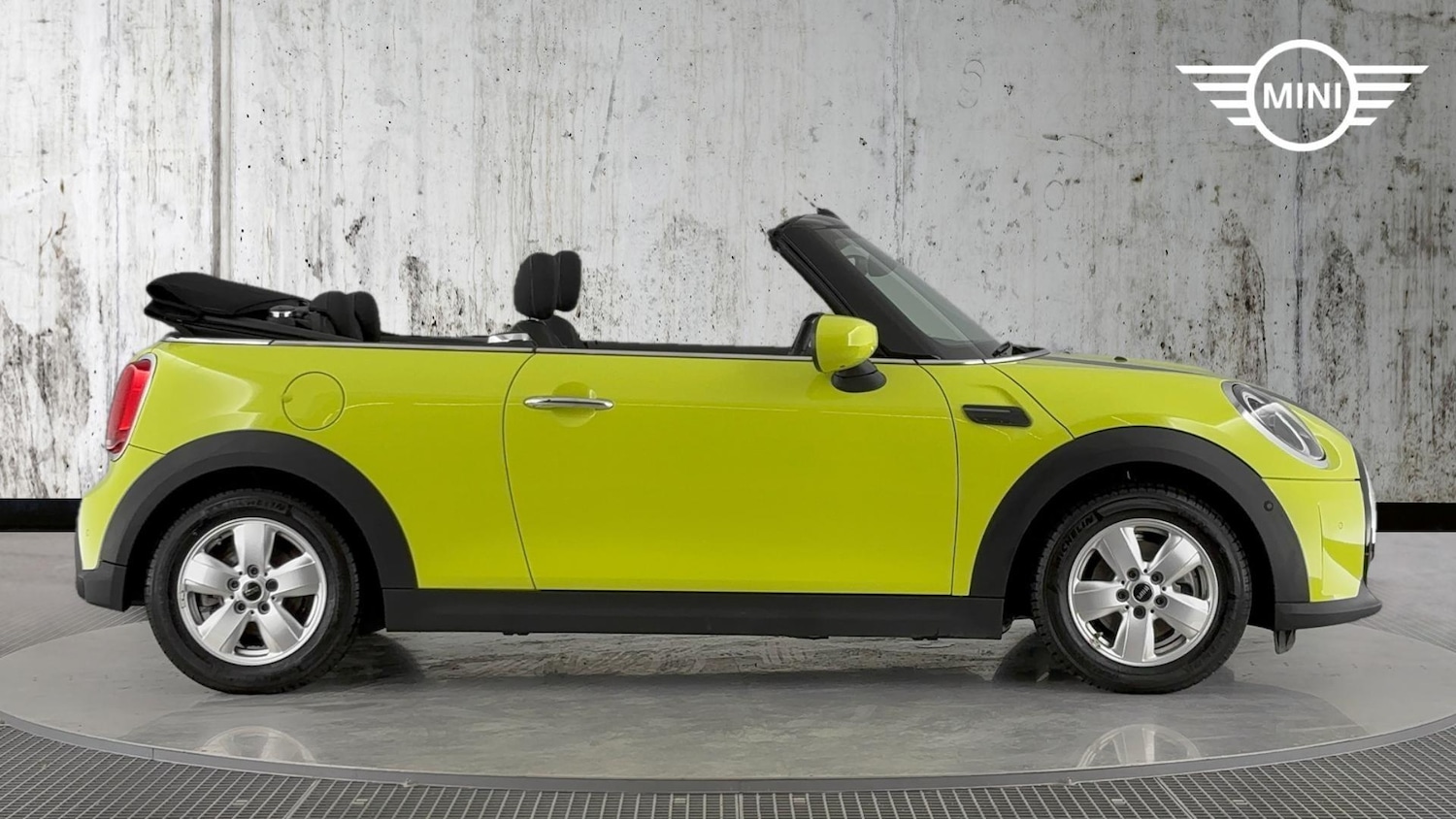 Used MINI Convertible 2022 for sale - 76760059: Photo 3