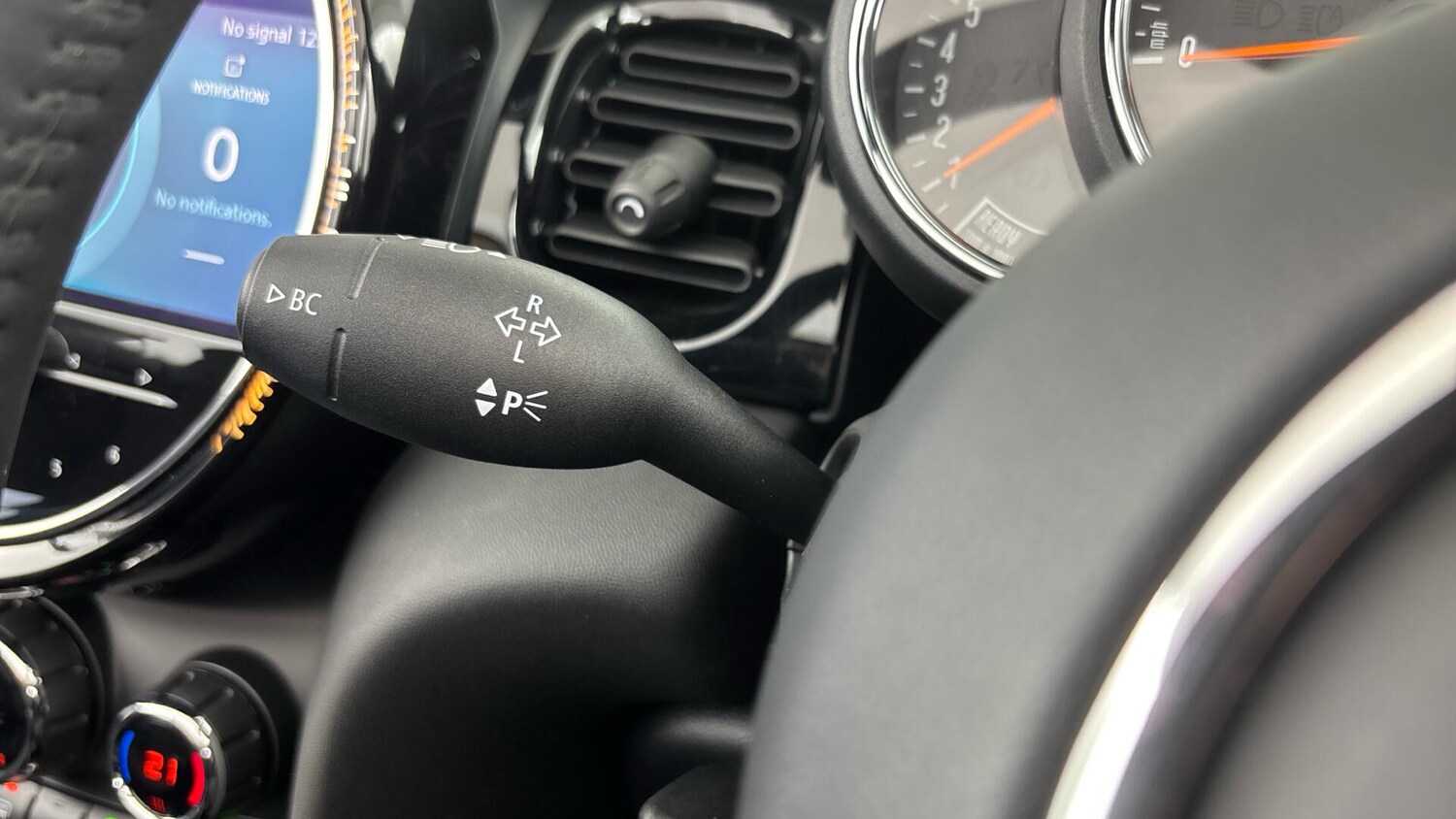 Used MINI Convertible 2022 for sale - 76760059: Photo 33