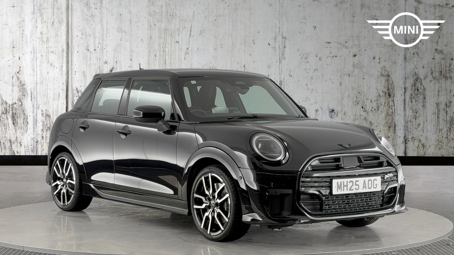 Used MINI Cooper 2025 for sale - 76832931: Photo 1
