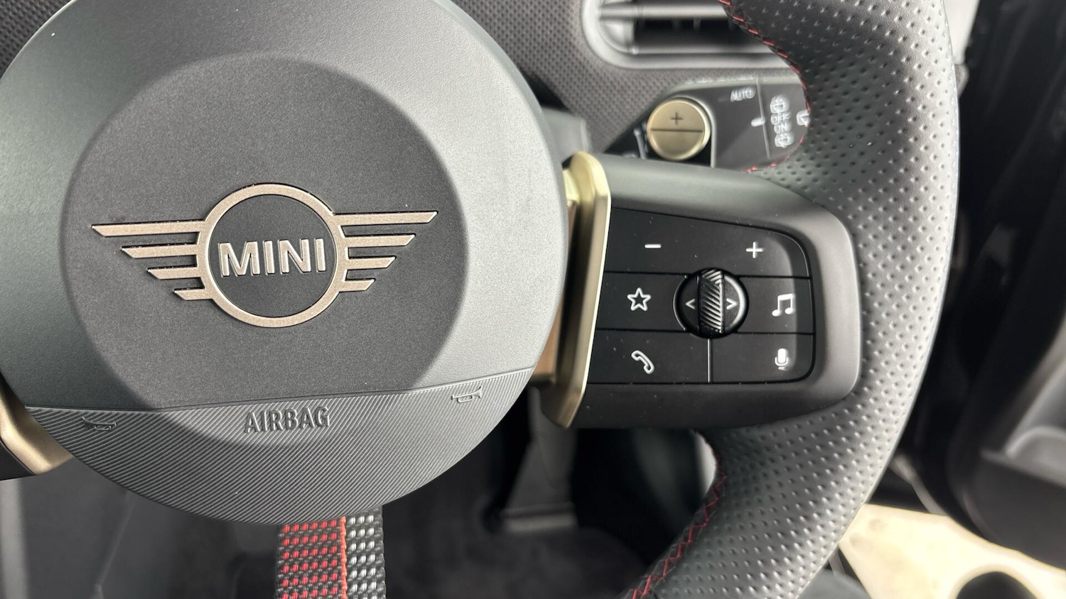 Used MINI Cooper 2025 for sale - 76832931: Photo 18