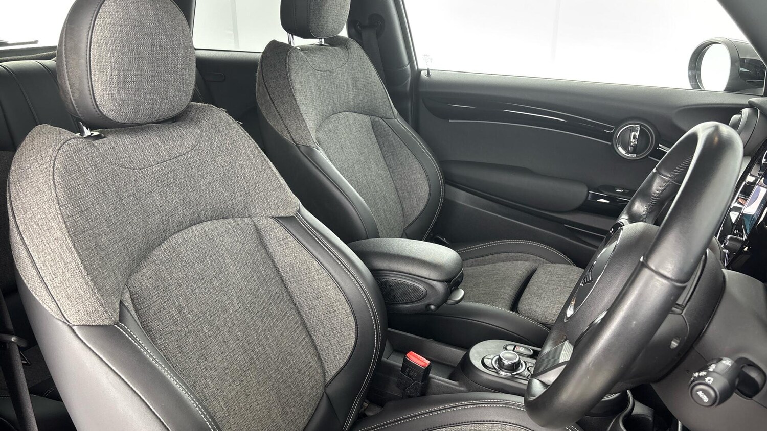 Used MINI Hatch 2022 for sale - 76760072: Photo 11