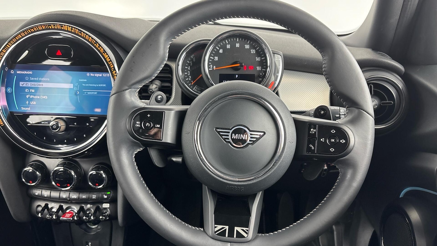 Used MINI Hatch 2022 for sale - 76832427: Photo 5