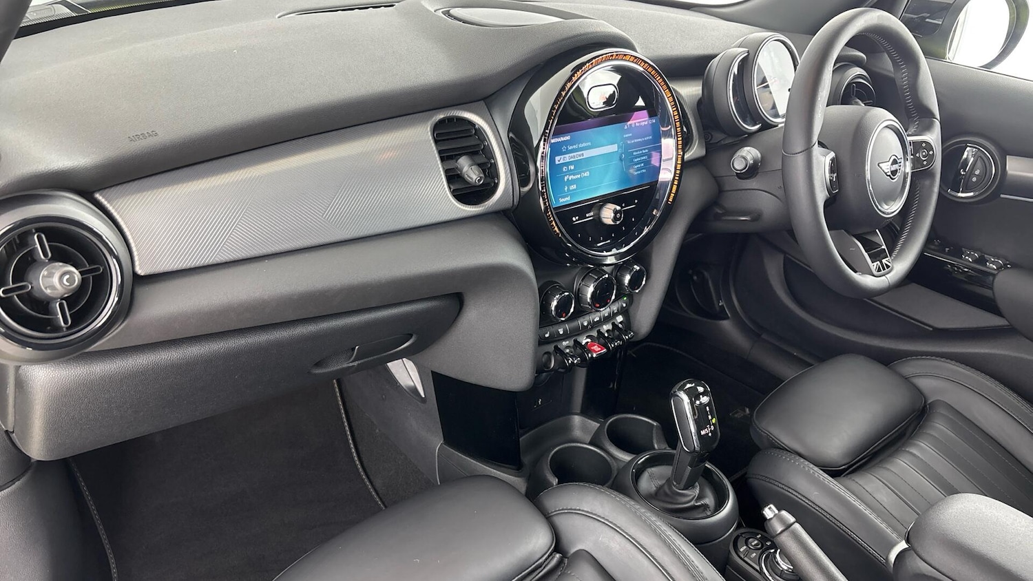 Used MINI Hatch 2022 for sale - 76832427: Photo 7