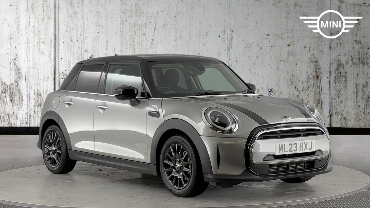 Used MINI Hatch 2023 for sale - 76952986: Photo 1