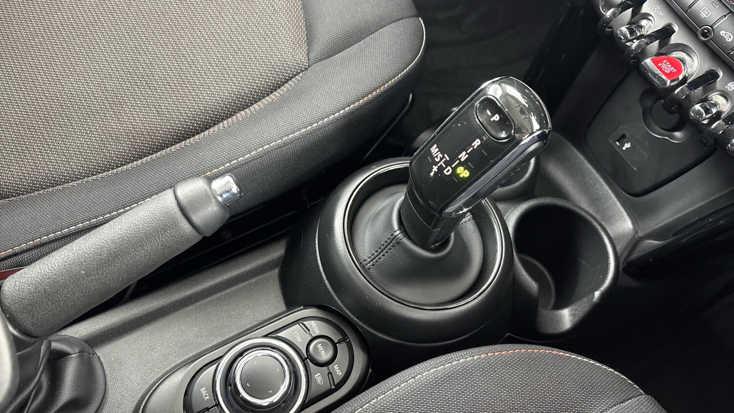 Used MINI Hatch 2023 for sale - 76952986: Photo 10