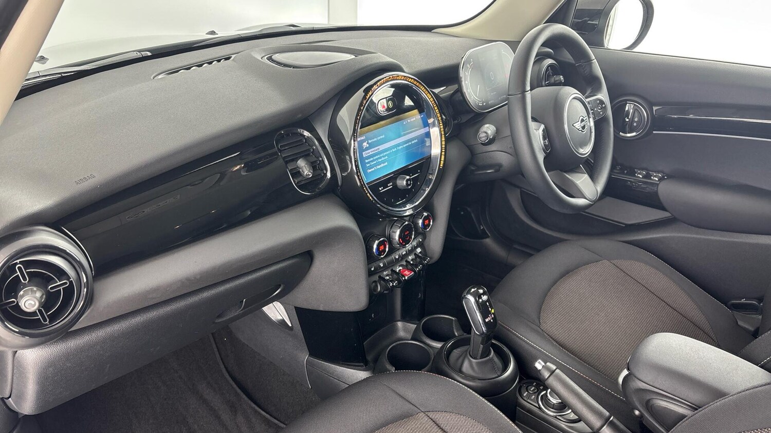 Used MINI Hatch 2023 for sale - 76952986: Photo 7