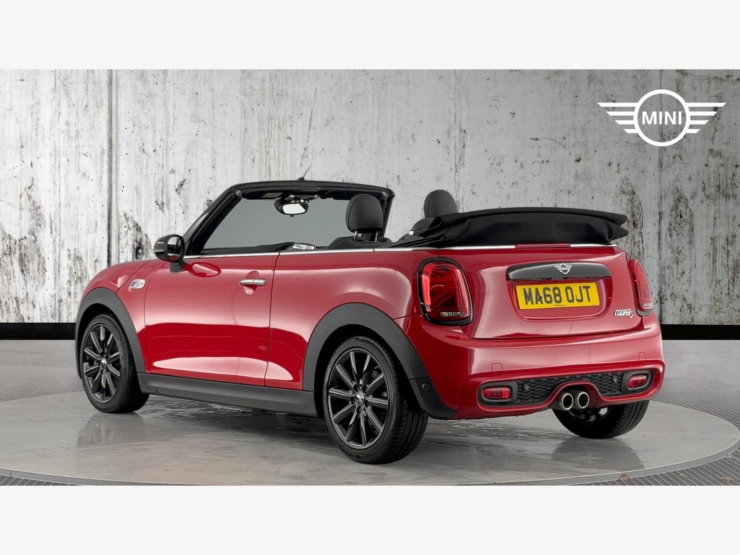 Used MINI Convertible 2018 for sale - 77278656: Photo 2