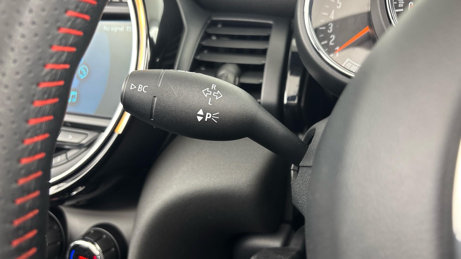 Used MINI Convertible 2018 for sale - 77278656: Photo 35