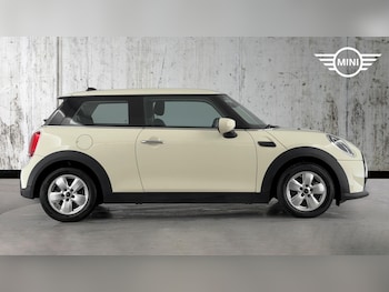 Used MINI Hatch 2022 for sale - 76832335: Photo