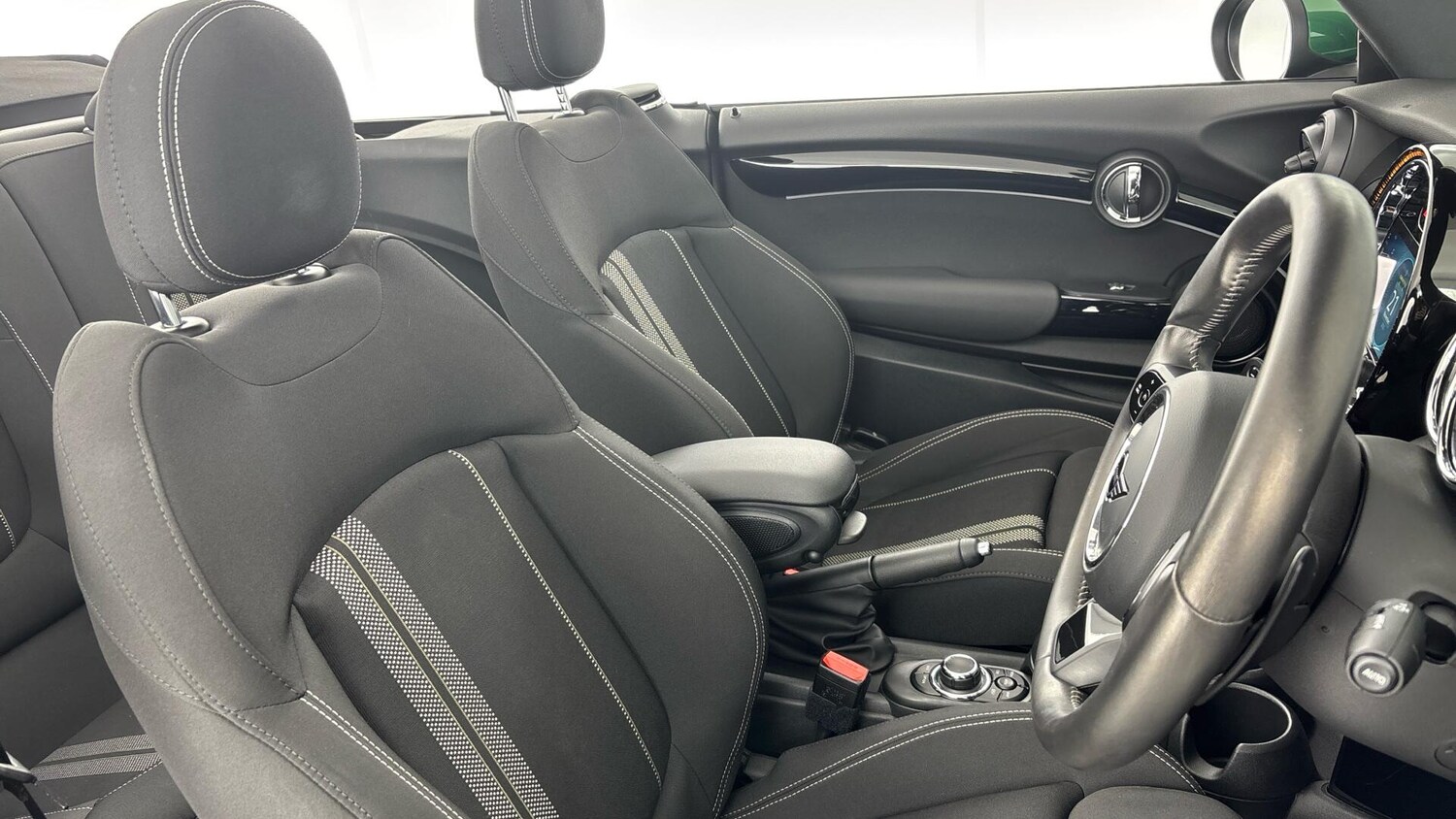 Used MINI Convertible 2022 for sale - 76760038: Photo 11