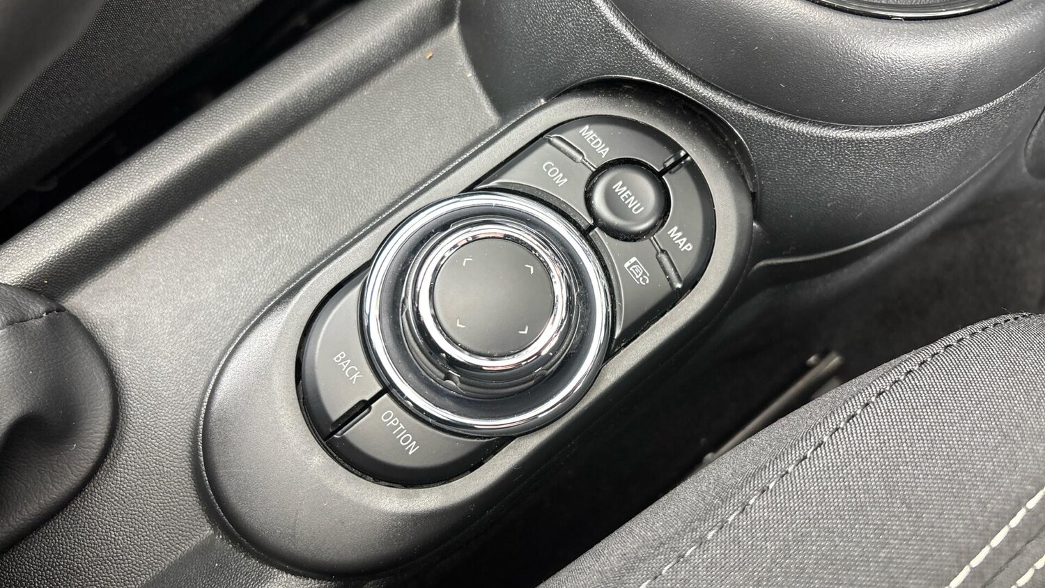 Used MINI Convertible 2022 for sale - 76760038: Photo 19