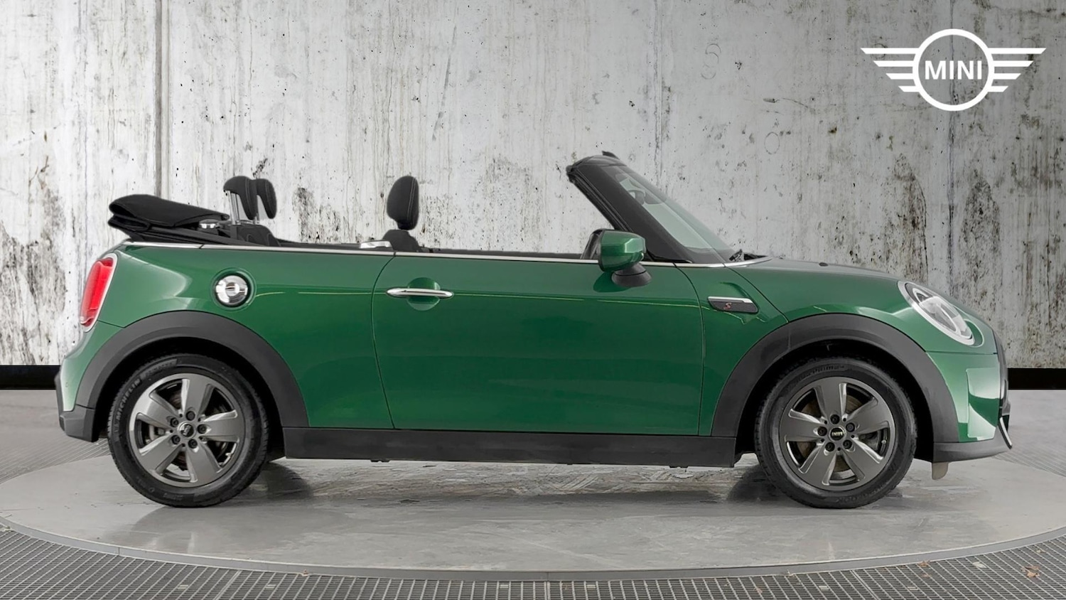 Used MINI Convertible 2022 for sale - 76760038: Photo 3