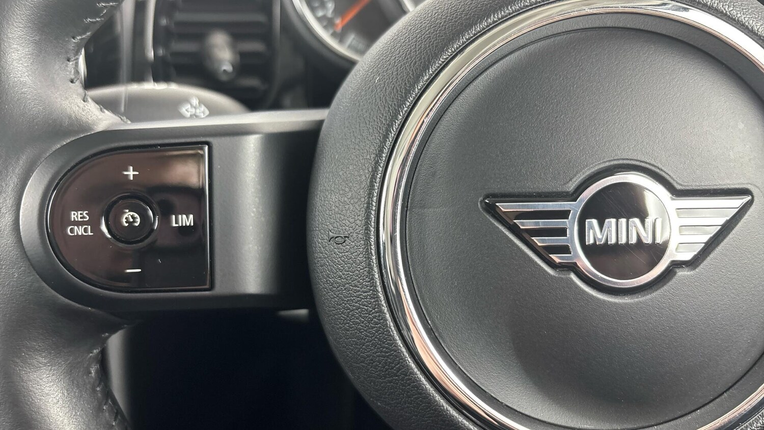 Used MINI Hatch 2022 for sale - 76760100: Photo 17