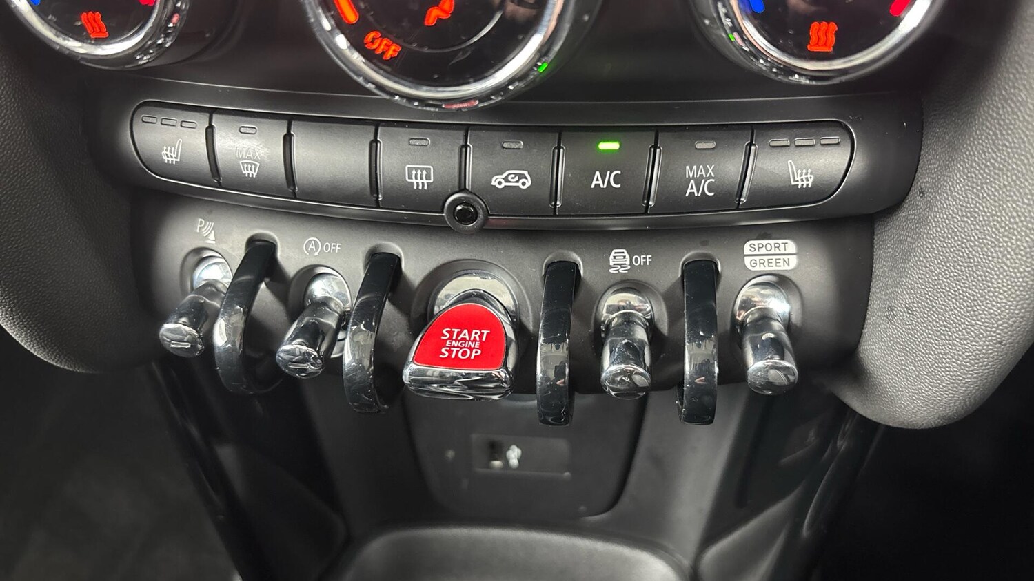 Used MINI Hatch 2022 for sale - 76760100: Photo 31