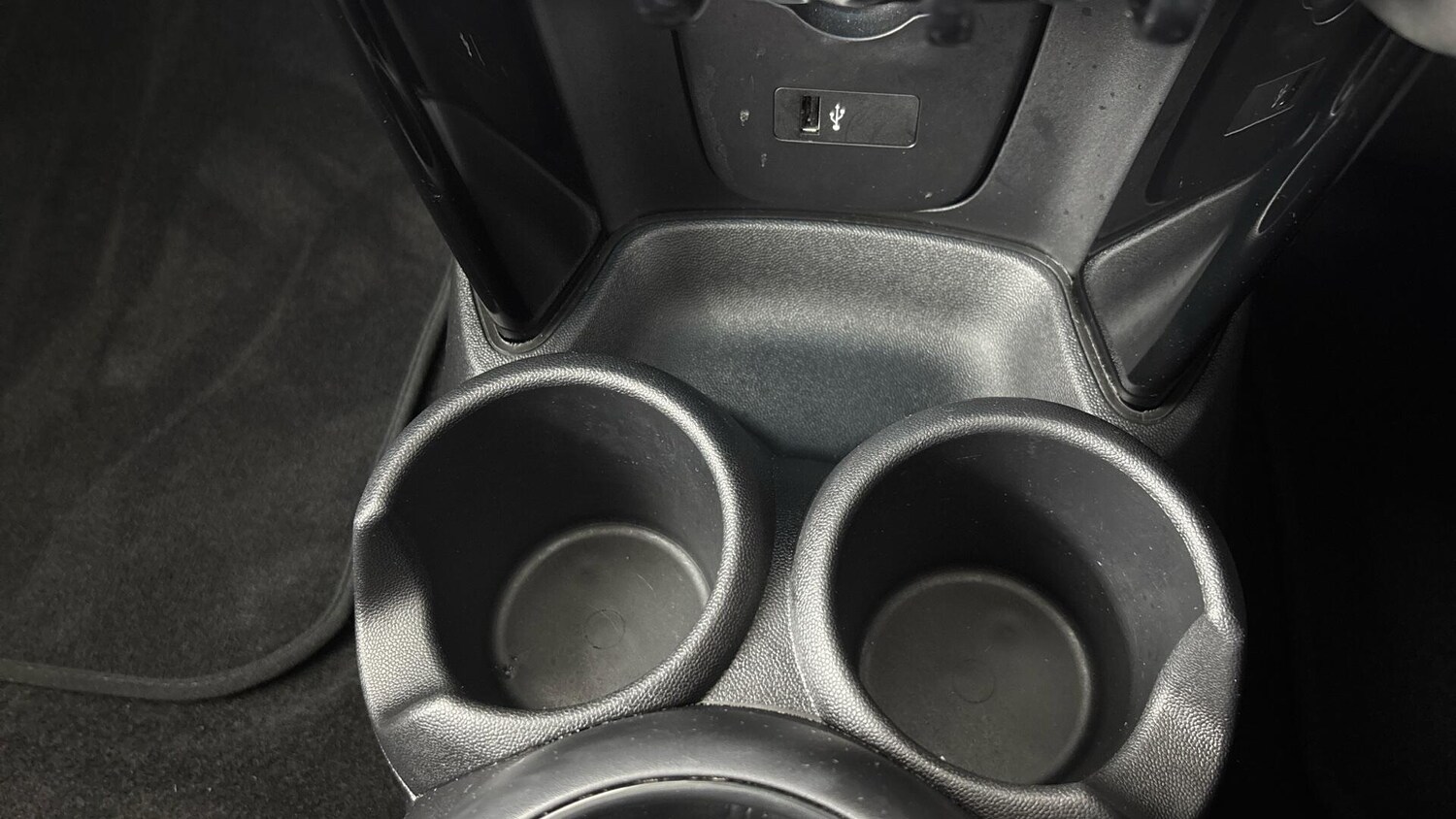 Used MINI Hatch 2022 for sale - 76760100: Photo 32