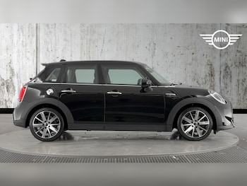 Used MINI Hatch 2022 for sale - 76760100: Photo
