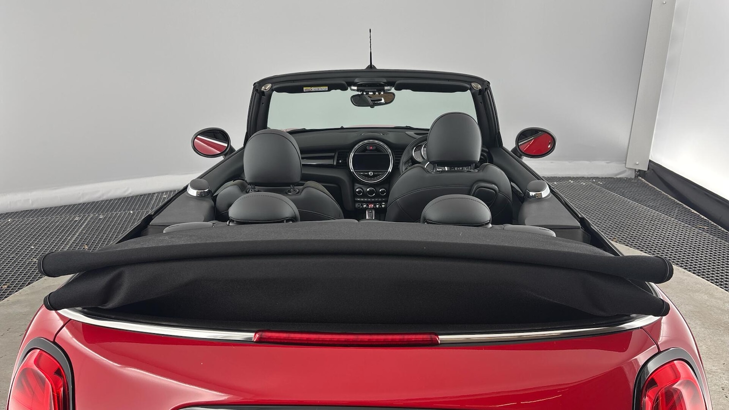 Used MINI Convertible 2018 for sale - 78034124: Photo 21