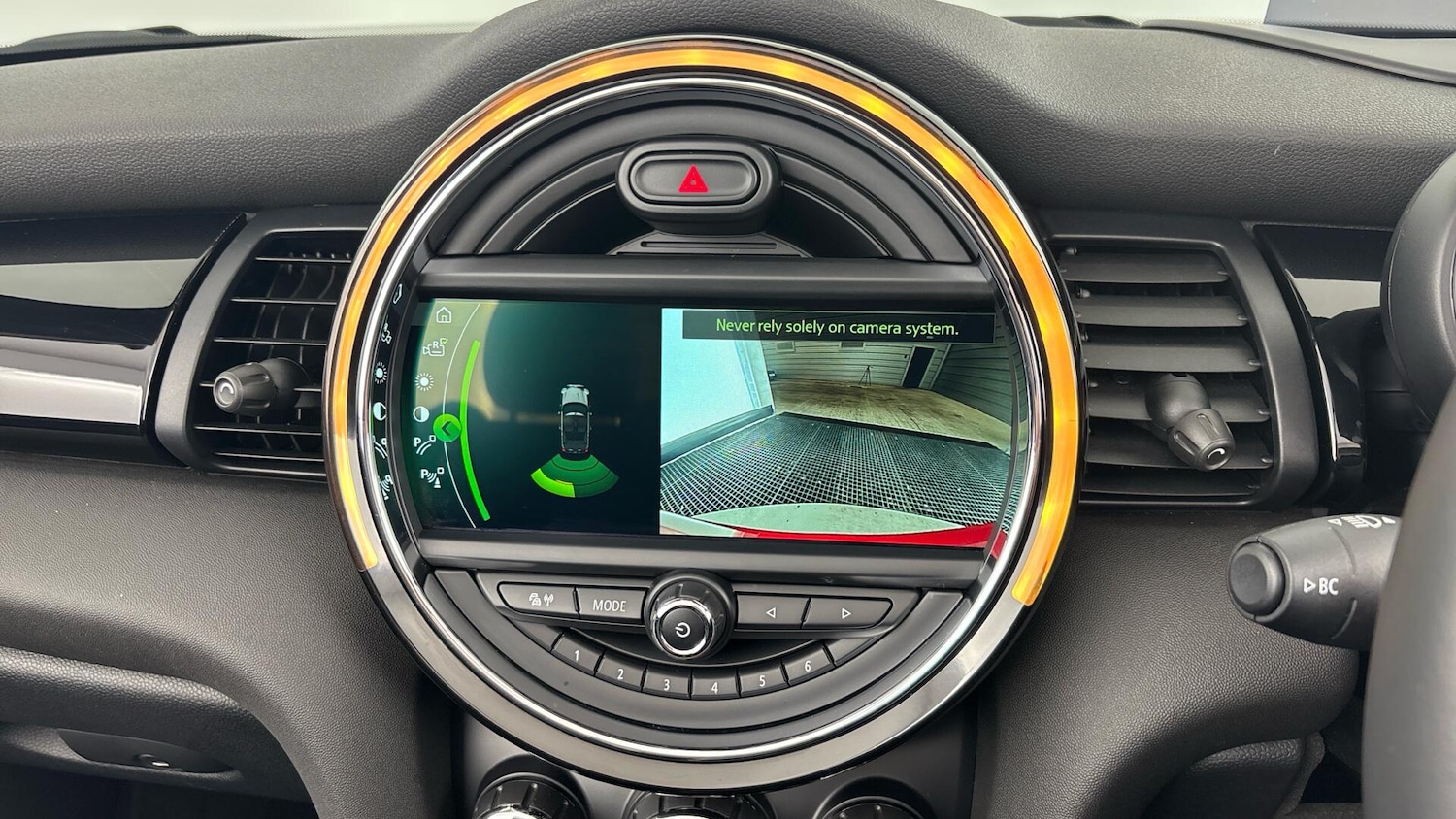 Used MINI Convertible 2018 for sale - 78034124: Photo 24