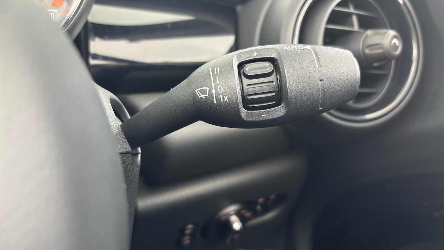 Used MINI Convertible 2018 for sale - 78034124: Photo 36