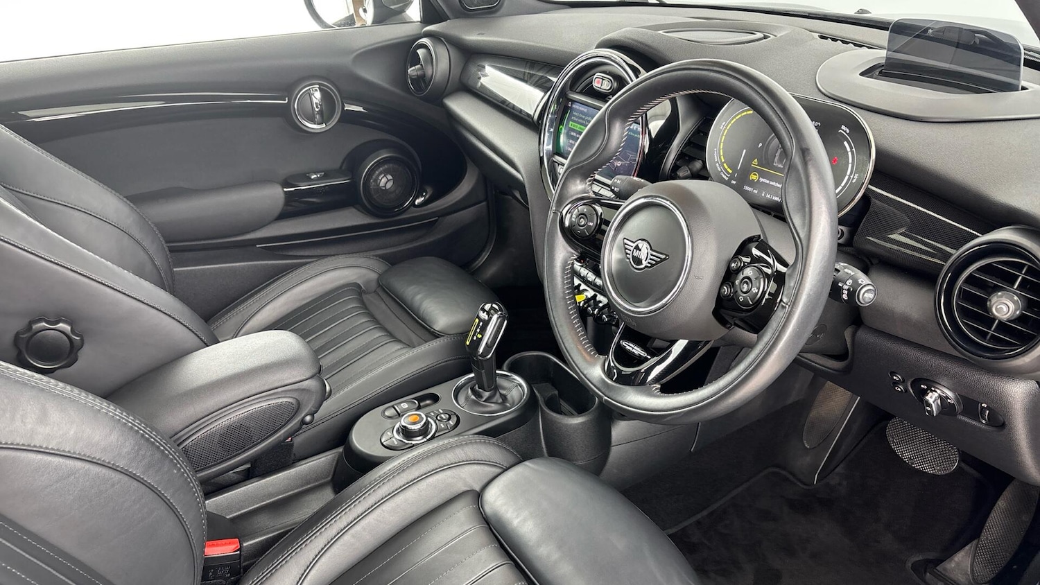 Used MINI Hatch 2020 for sale - 76832367: Photo 6