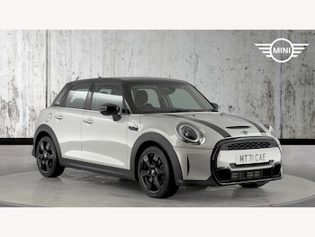 Used MINI Hatch 2021 for sale - 77097875: Photo